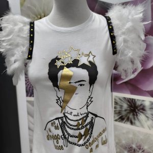 Camiseta Plumas y Tachuelas